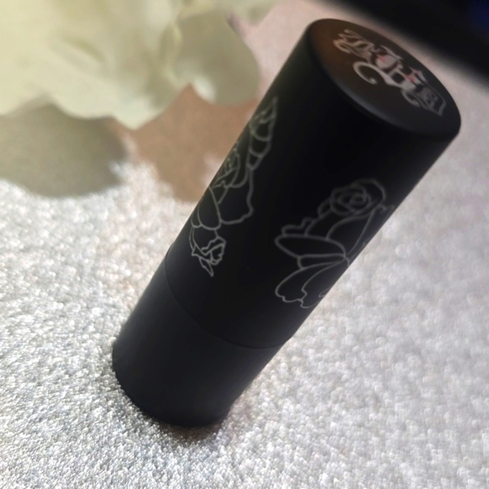 ❇️🧚‍♀️BACKSTAGE BAMBI Kat VON D RARE MINI Painted Lipstick NWOBox - Picture 2 of 4